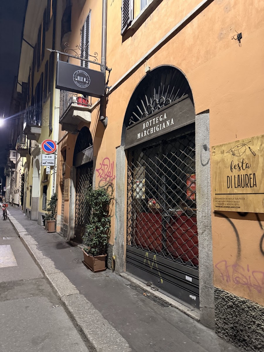 Blue M - Bottega Marchigiana Photos 2